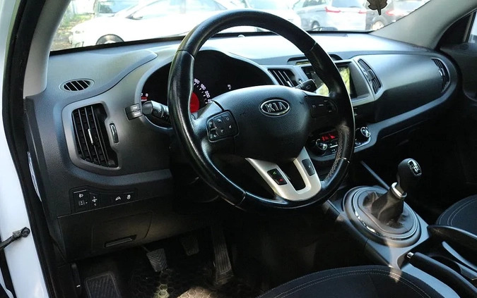 Kia Sportage cena 42900 przebieg: 188000, rok produkcji 2012 z Grodzisk Mazowiecki małe 379